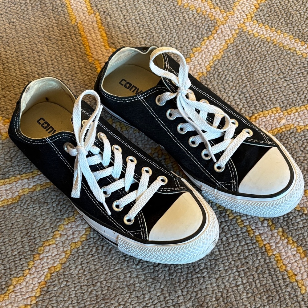 Converse Black ankle Sneakers